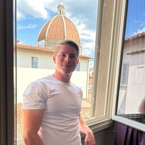 Meet your Posher, Logan